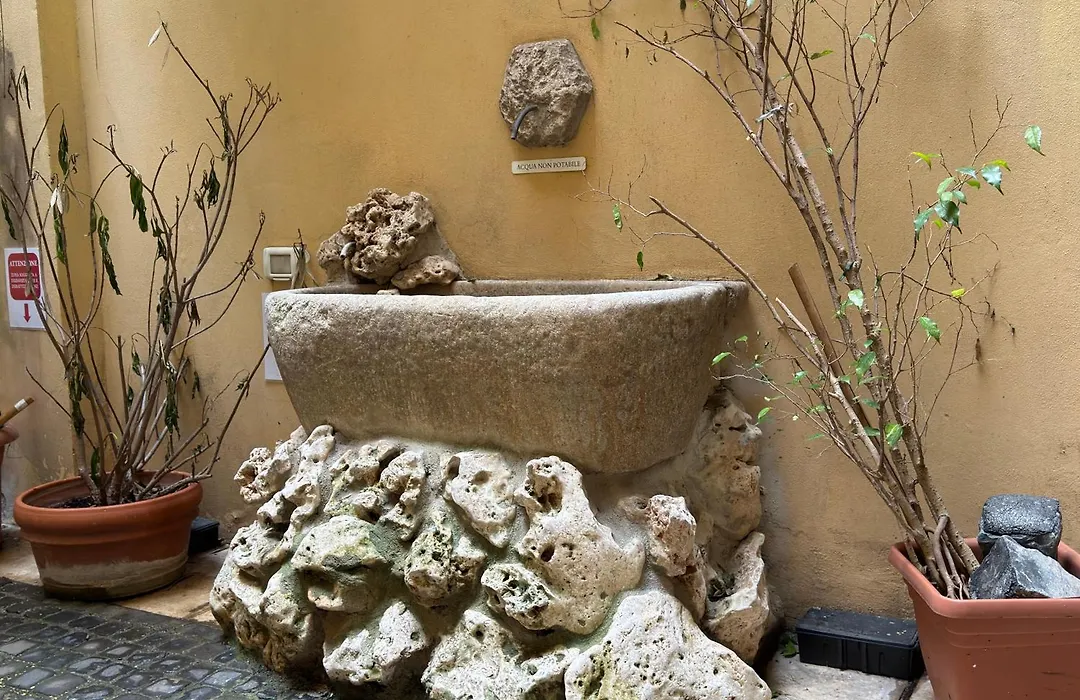 Via Dei Cestari Loft-1